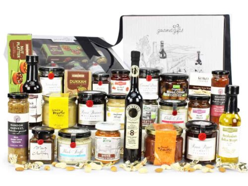 Image of the Gourmet Extravagance Hamper and all the products it contains