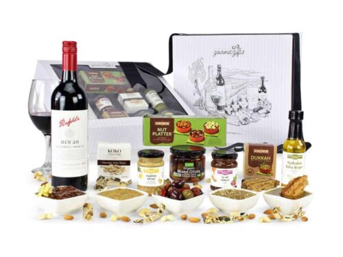 Displaying all the products contained in the Penfolds 28 Shiraz Hampers