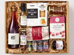 7 Star Executive Luxury Hamper - Image 3