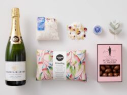 Luxury Soothe Pamper Hamper - Image 2