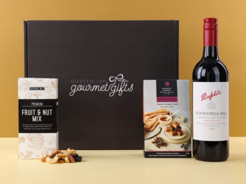 Cab Sauv Fudge & Nuts Hamper